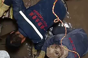白城电梯井堵漏施工视频